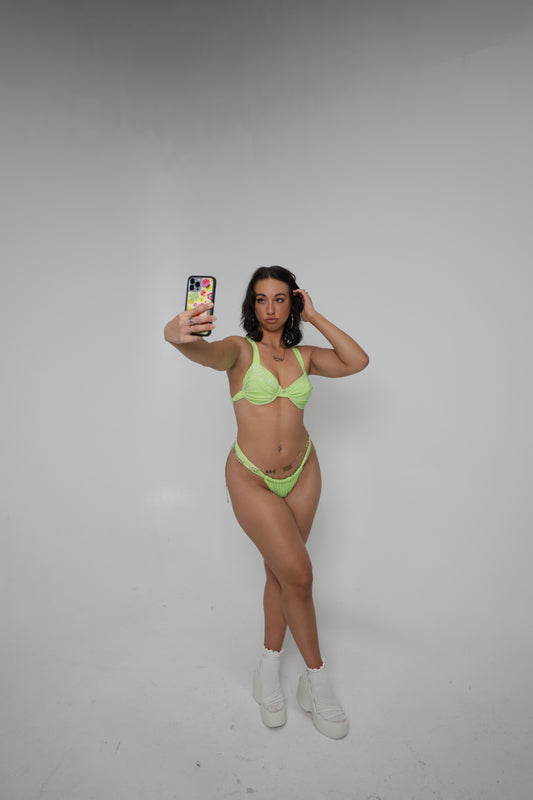 Gabrielle Scrunched Underwire Top